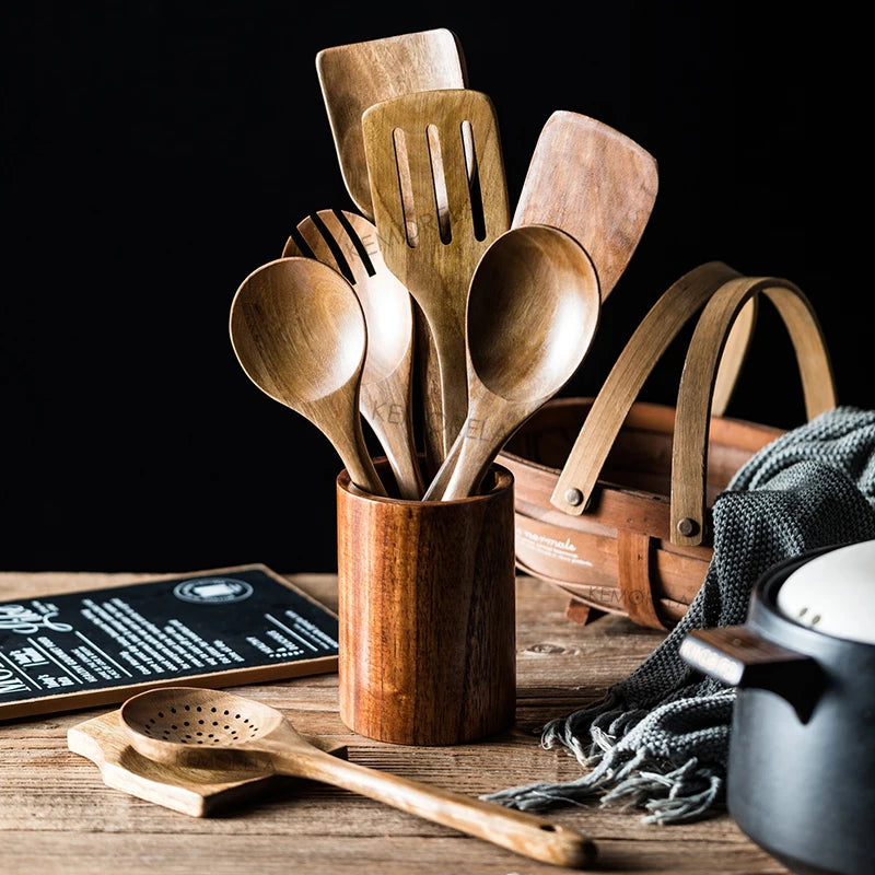 Conjunto de Utensílios de Cozinha em Madeira