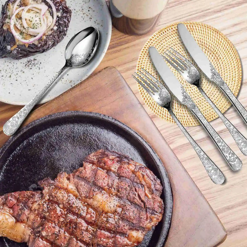 Conjunto de Talheres em Aço Inoxidável Gravado